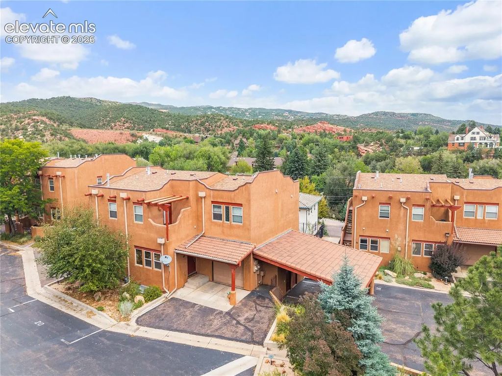 18 Taos Place, Manitou Springs