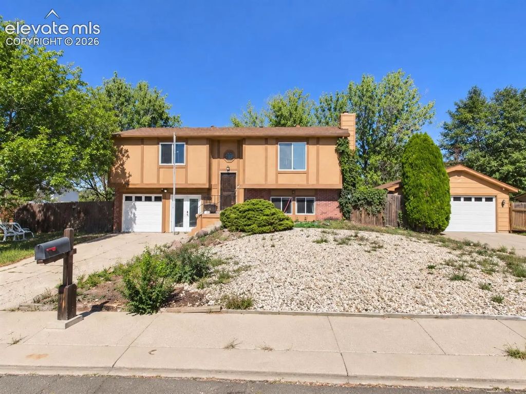 1115 W Nolte Drive, Colorado Springs