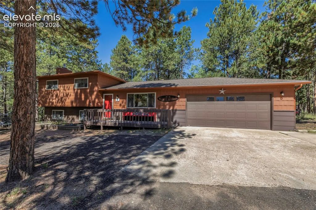 702 Sunnywood Loop, Woodland Park