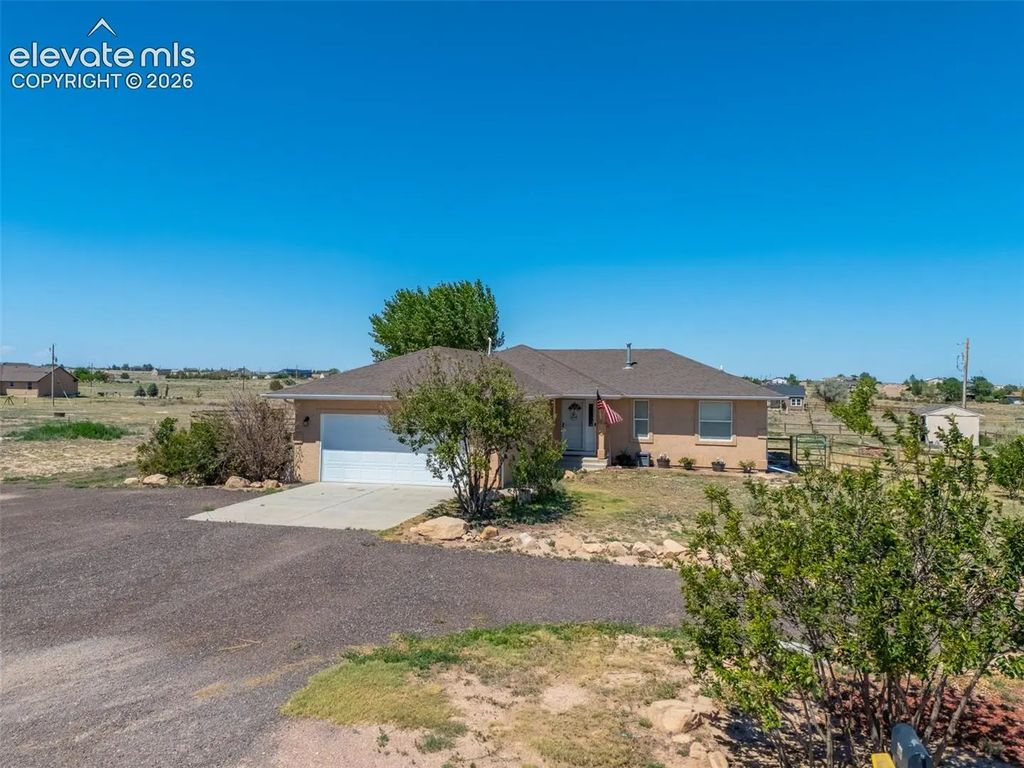 635 E Chaunsey Drive, Pueblo West
