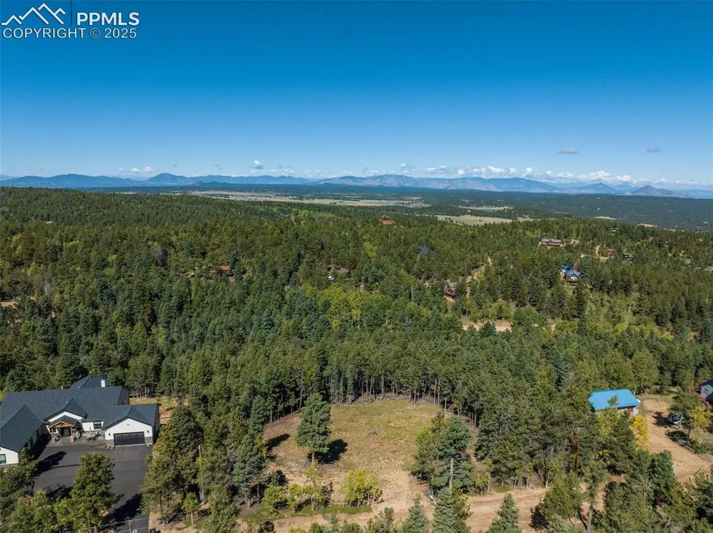 197 Parkview Drive, Woodland Park