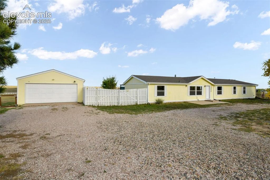 15054 Pamela Way, Peyton