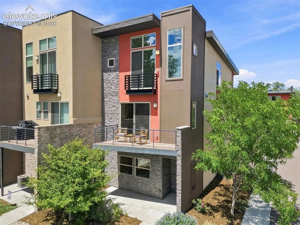 94 Cheyenne Boulevard, Colorado Springs