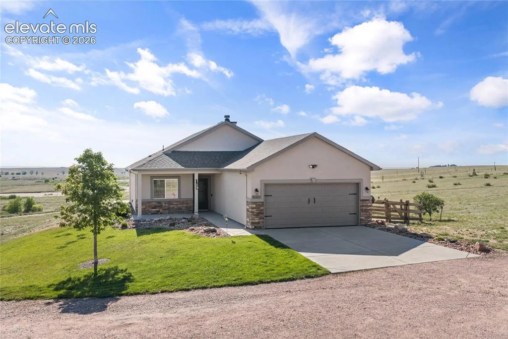 2105 Slocum Road, Peyton