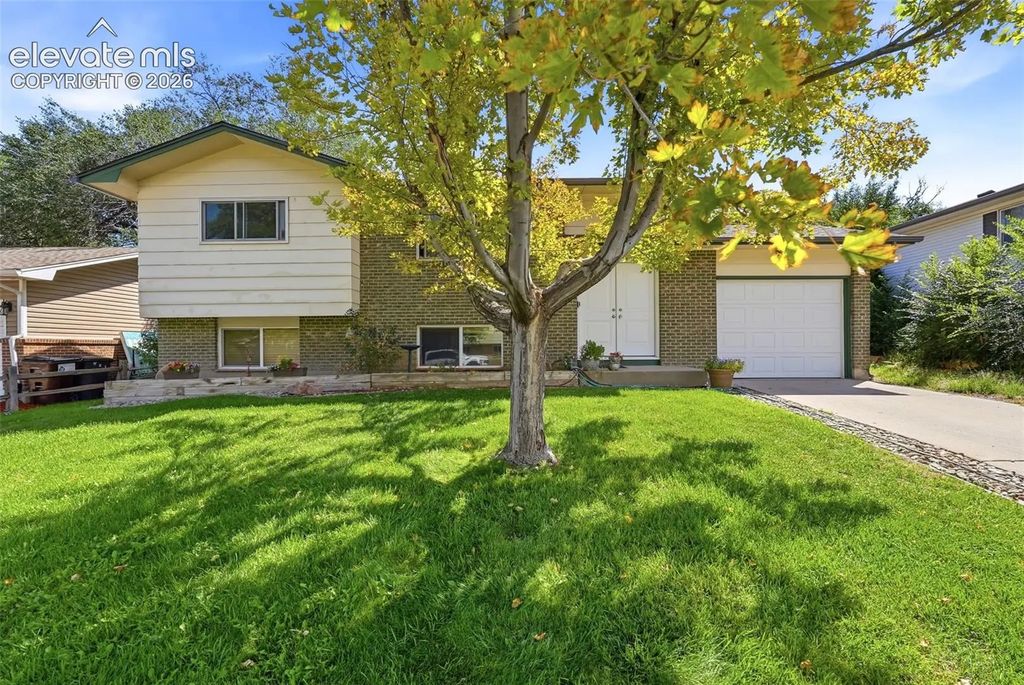 824 Squire Street, Colorado Springs