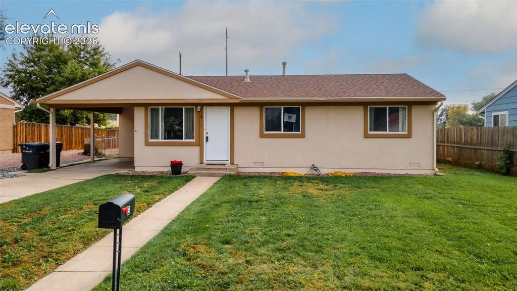 3 Otowi Drive, Colorado Springs