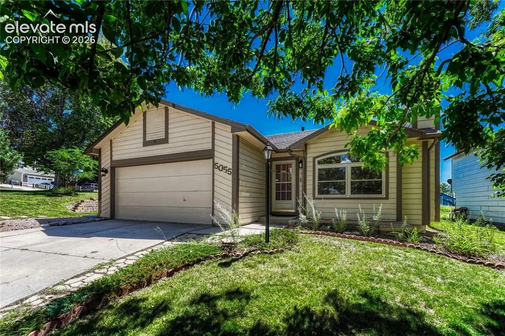 5055 Copernicus Way, Colorado Springs