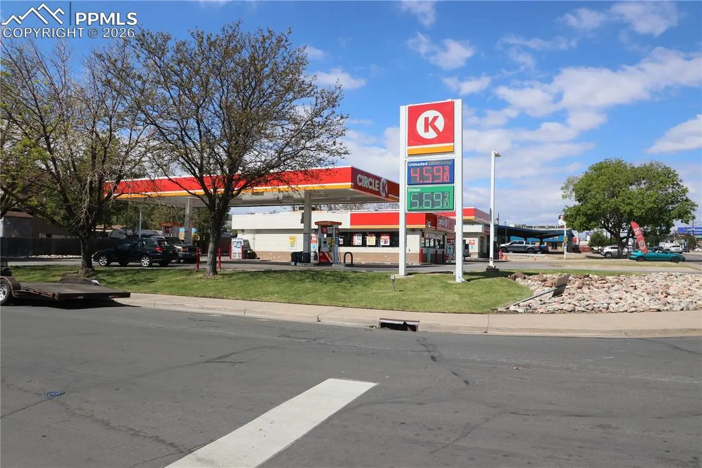 2202 W Evans Avenue, Englewood