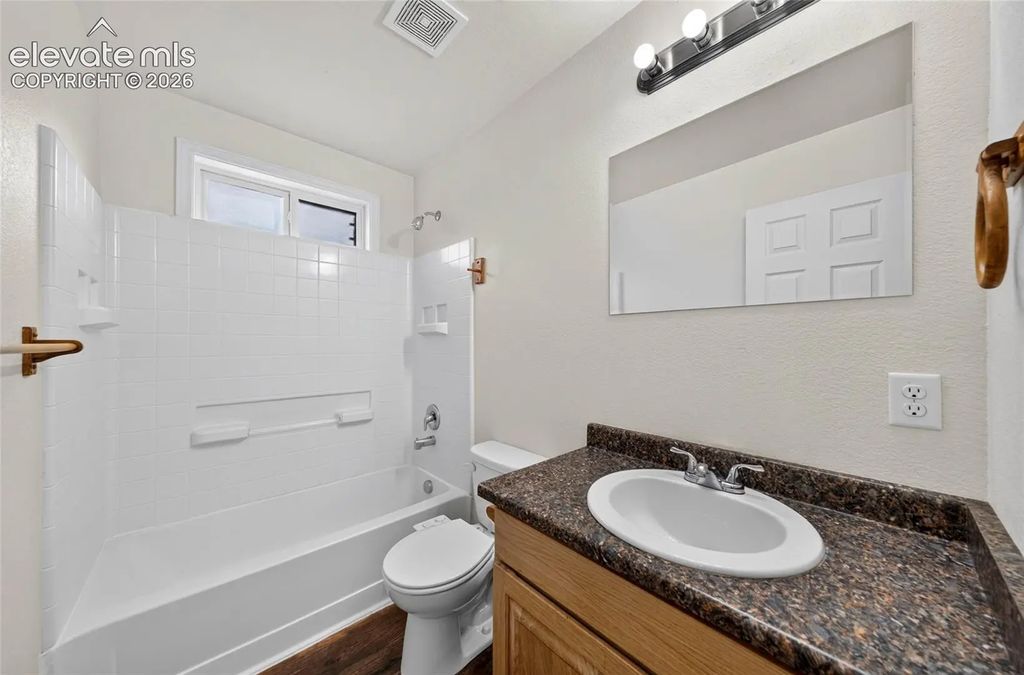203 Red Finch Lane, Fountain