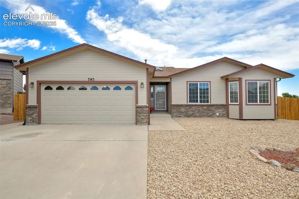 7143 Dove Valley Place, Colorado Springs