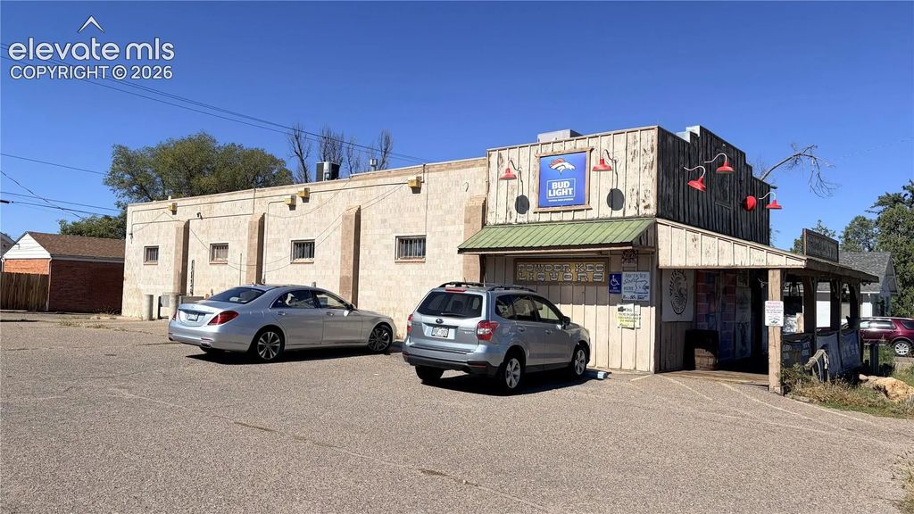 2001 E Evans Avenue, Pueblo