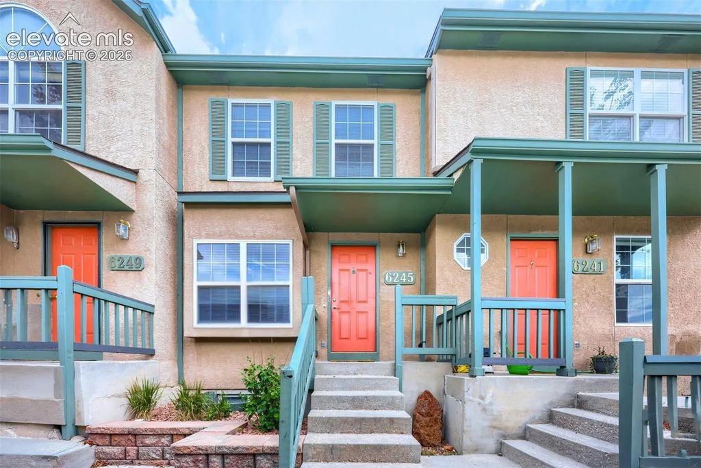 6245 Colony Circle, Colorado Springs