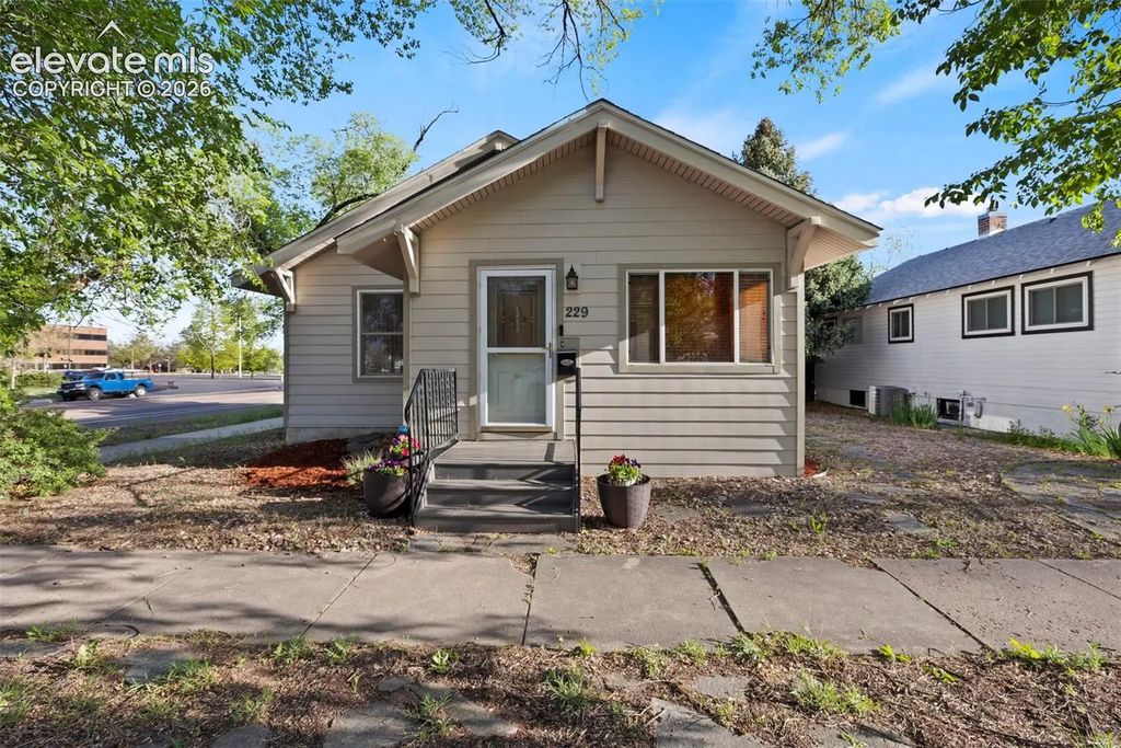 229 E Washington Street, Colorado Springs