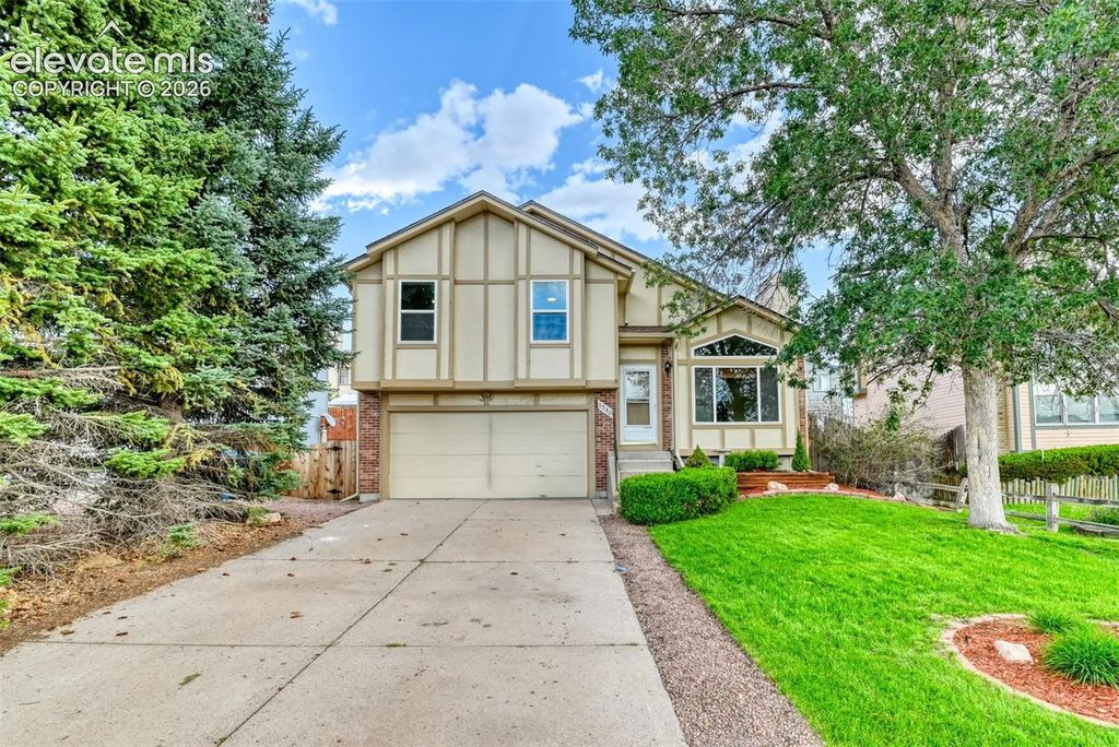 1240 Piros Drive, Colorado Springs