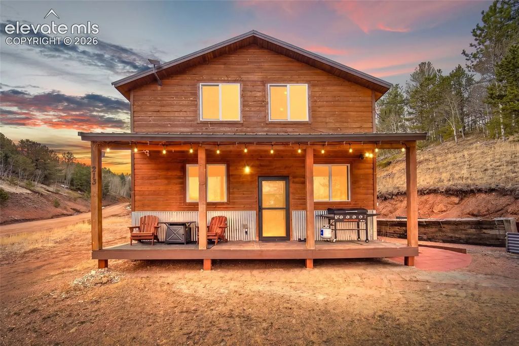213 Willow Road, Divide