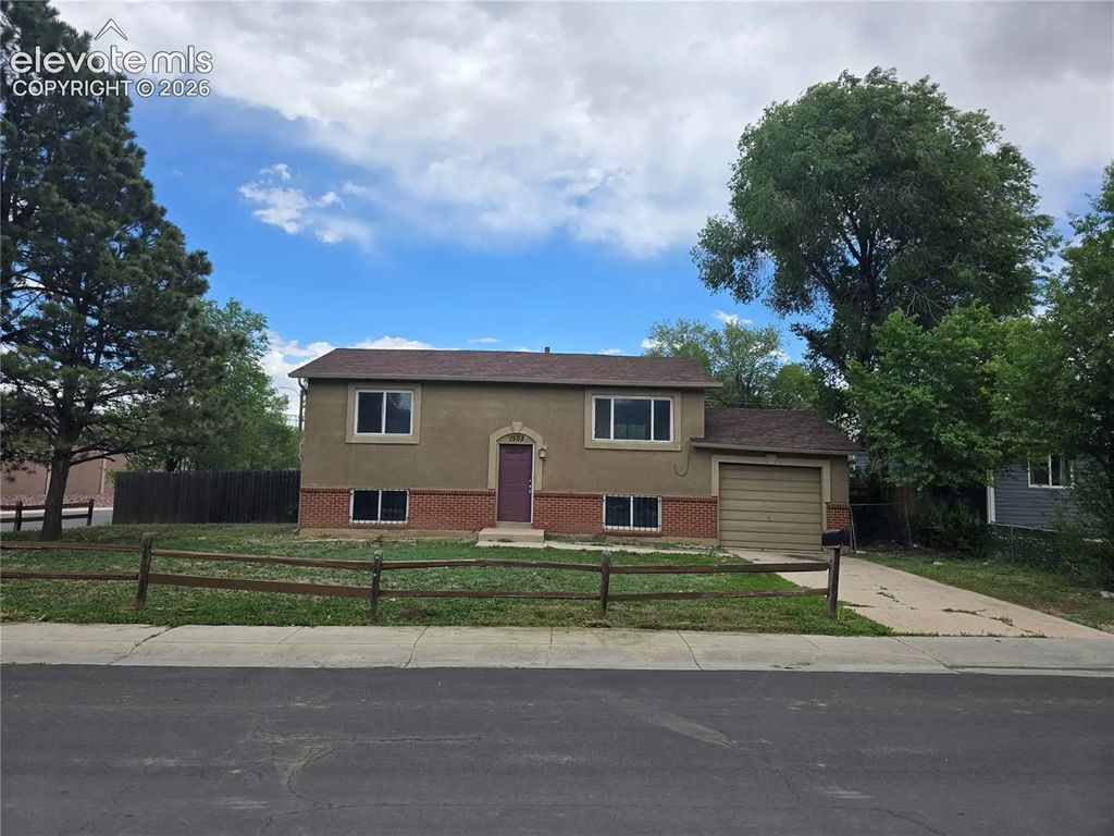 1503 Willshire Drive, Colorado Springs