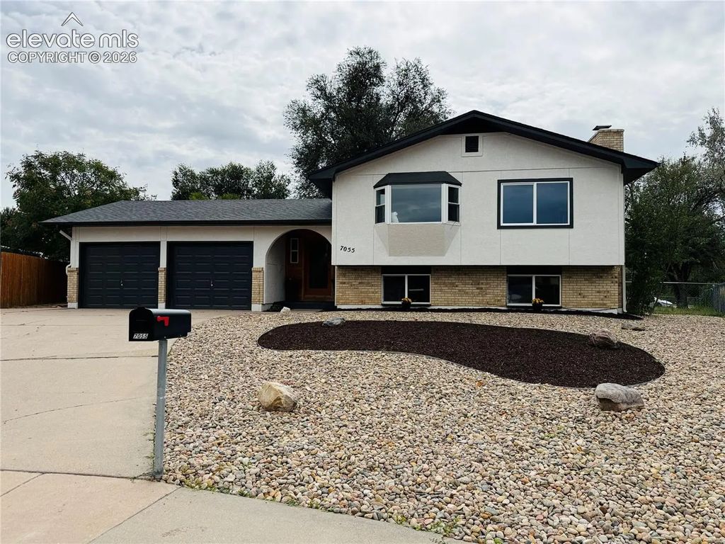 7055 Goldsmith Circle, Colorado Springs