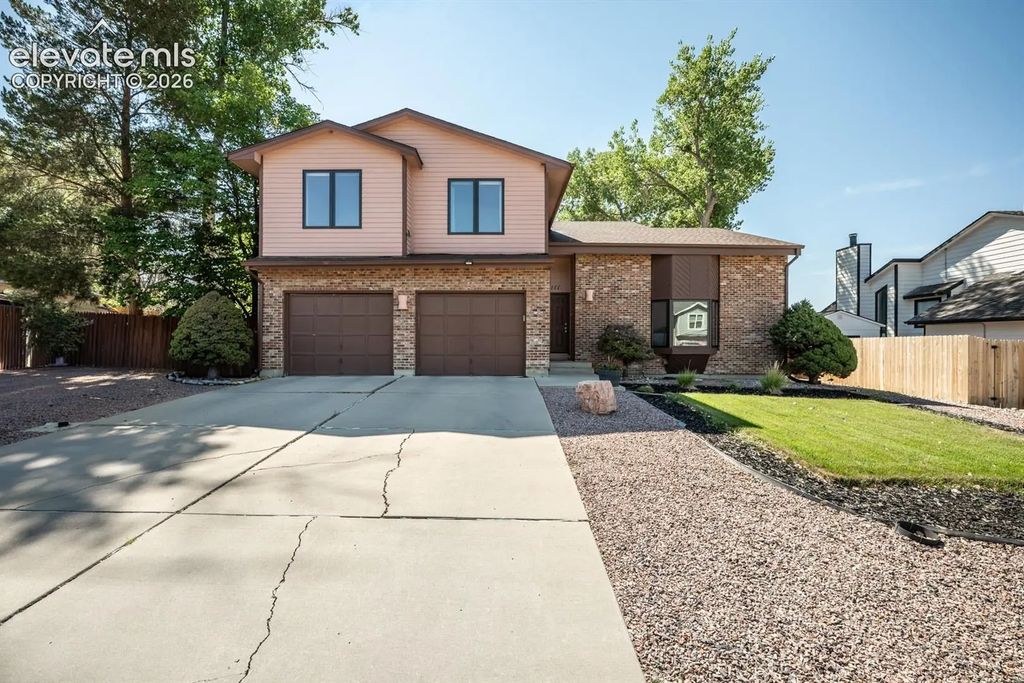 111 Ironweed Drive, Pueblo