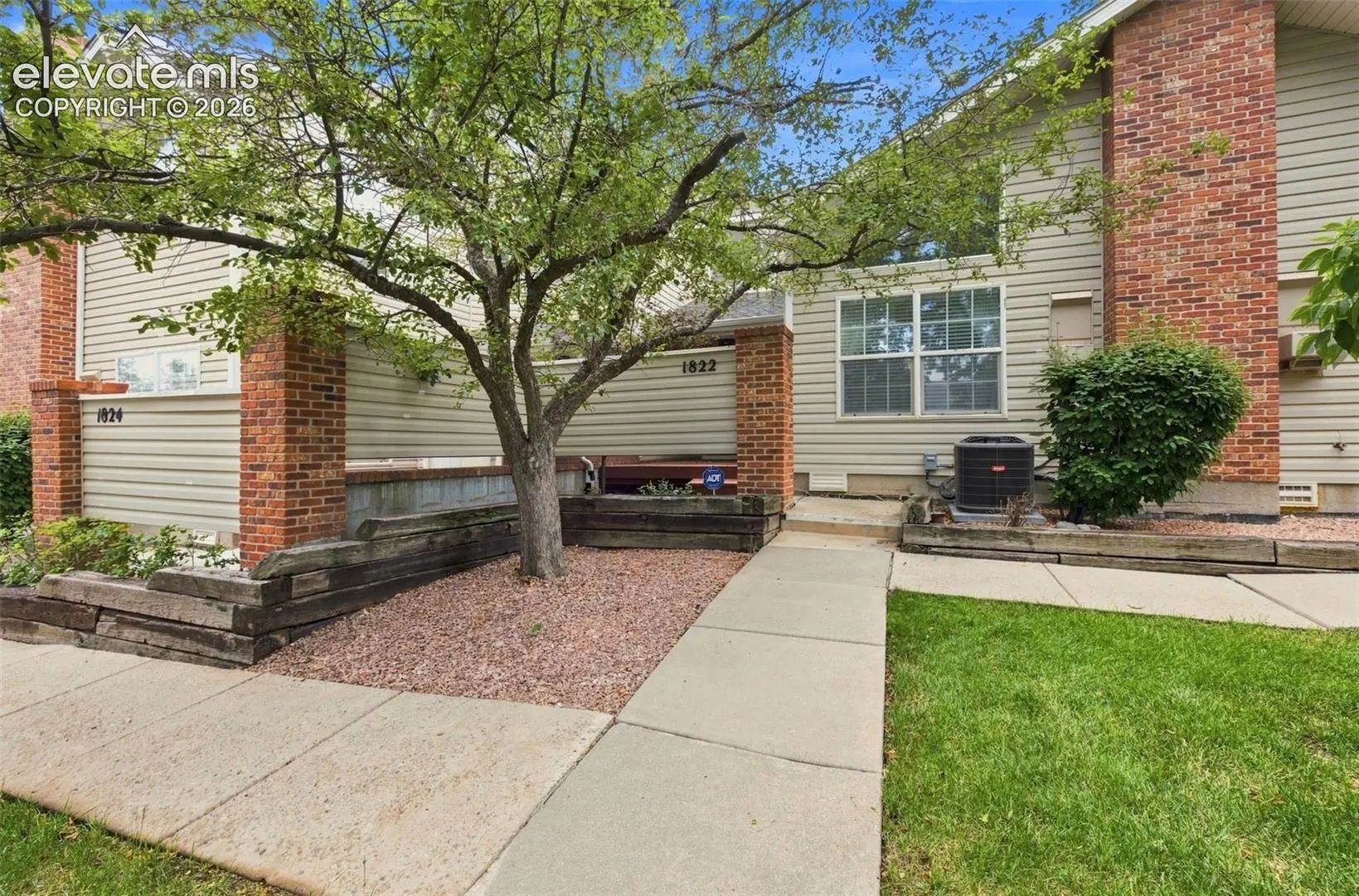 Residential Real Estate for Sale at 1822 Britton View in the city of Colorado Springs by MLS #1061747
