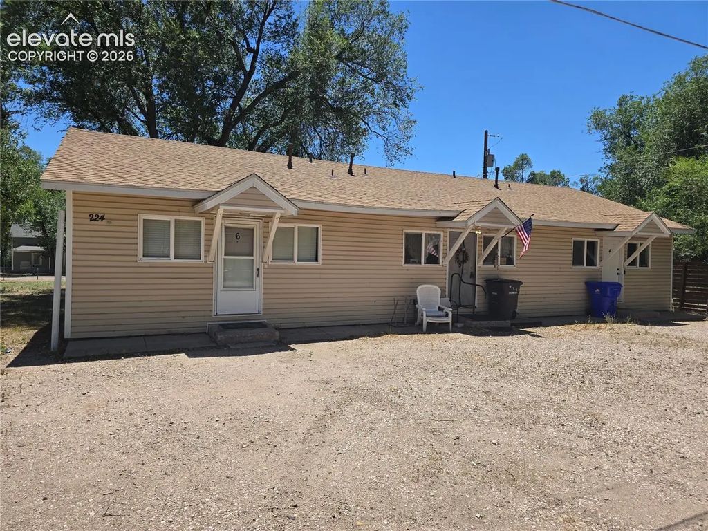221 E Iowa Avenue, Fountain