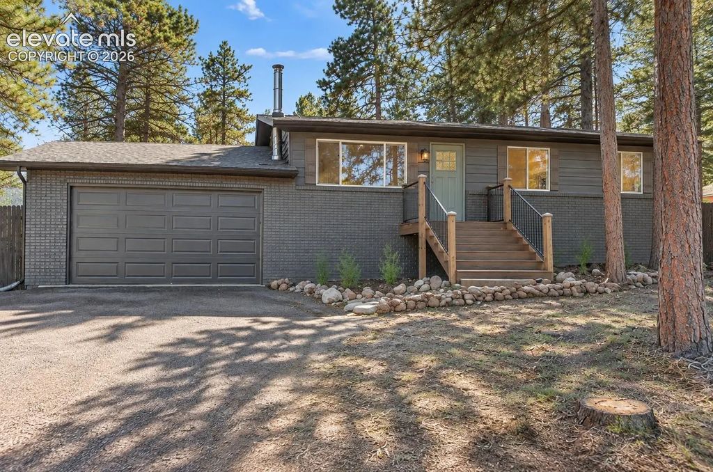 1005 W Lorraine Avenue, Woodland Park