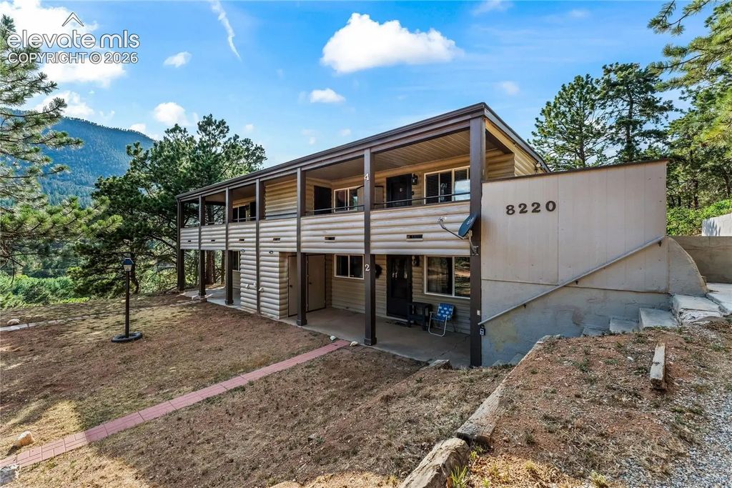 8220 W Highway 24, Cascade