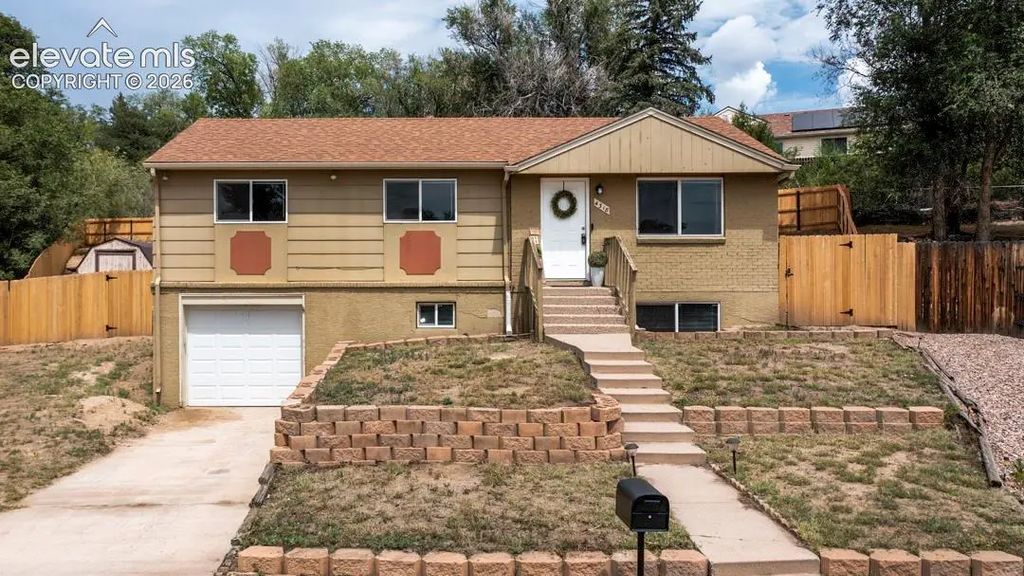 4318 Pope Place, Colorado Springs