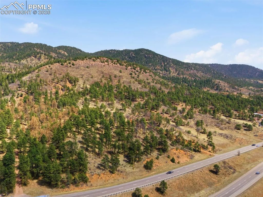 11070 W Highway 24, Cascade