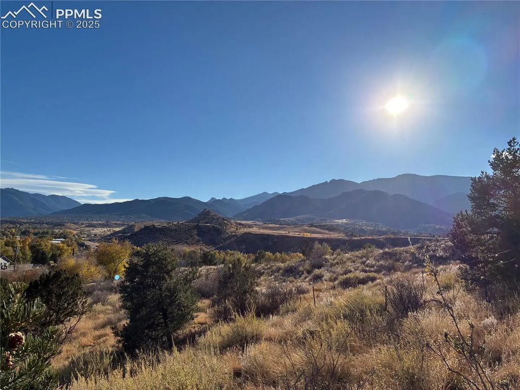 140 Echo Lane, Colorado Springs