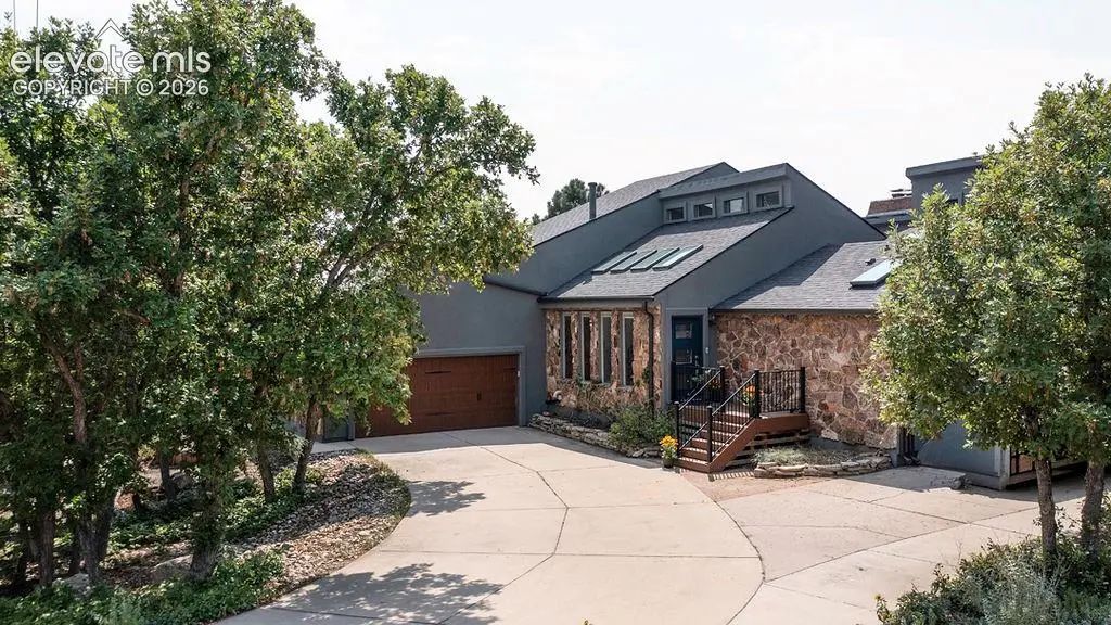 595 Royal Oak Drive, Colorado Springs
