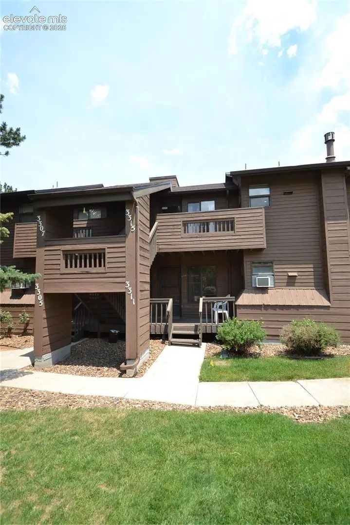 Residential Real Estate for Sale located in the neighborhood of Broadmoorings, in the city of Colorado Springs, CO