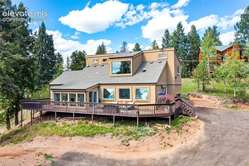 330 W Ridge Drive, Woodland Park