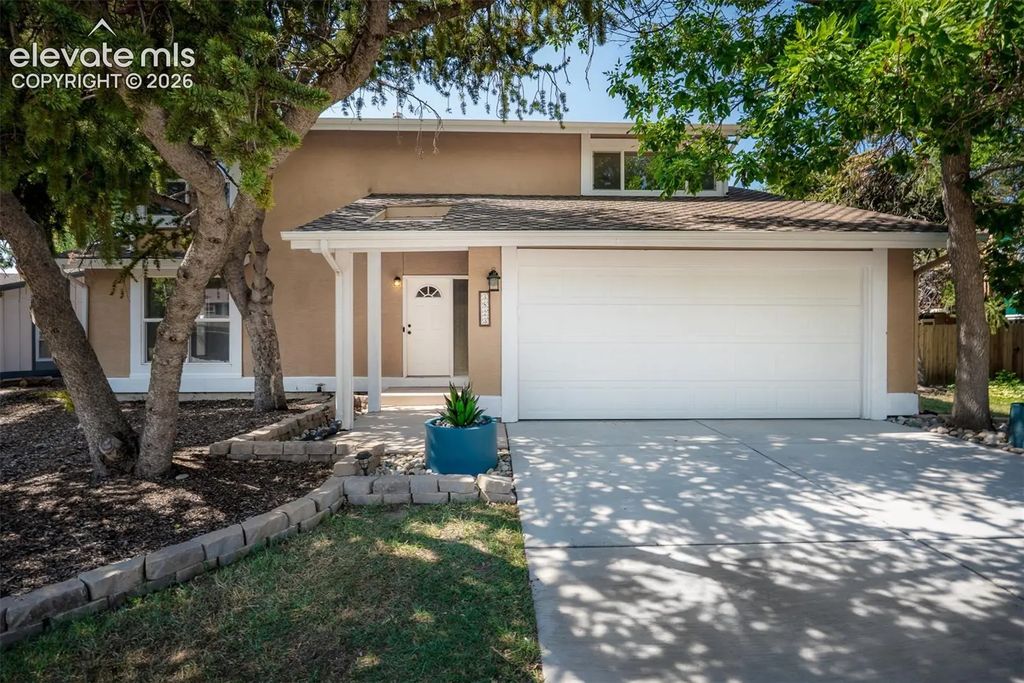 3823 Windsong Court, Colorado Springs