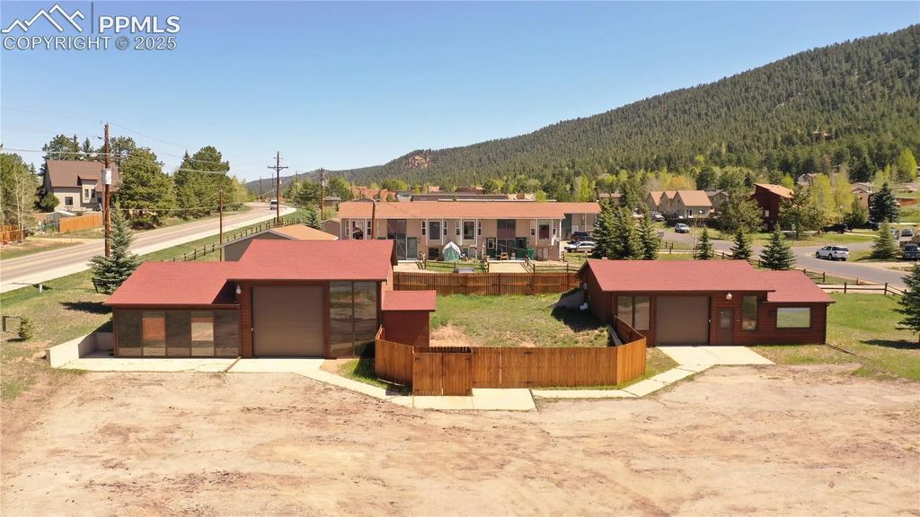500 Rampart Range Road, Woodland Park