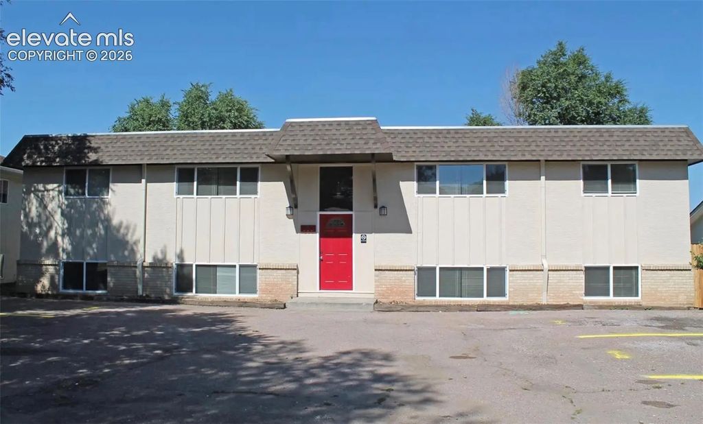 330 Gahart Drive, Colorado Springs