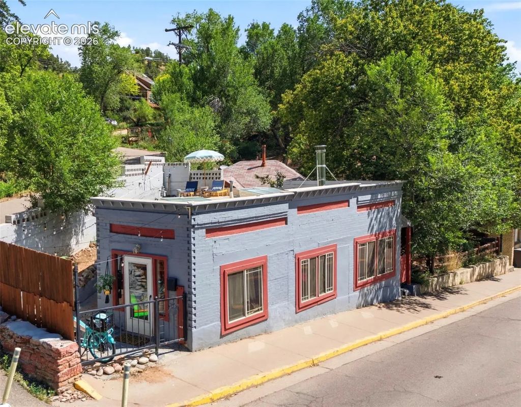 370 Ruxton Avenue, Manitou Springs