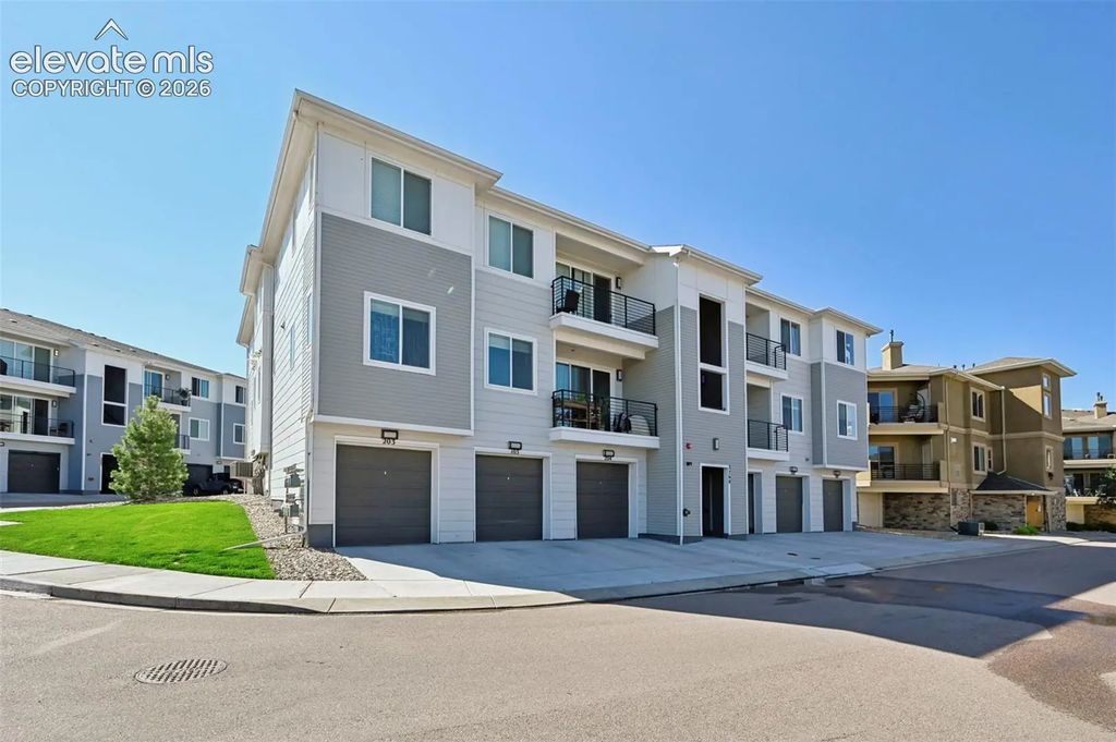 3760 Presidio Point 104, Colorado Springs