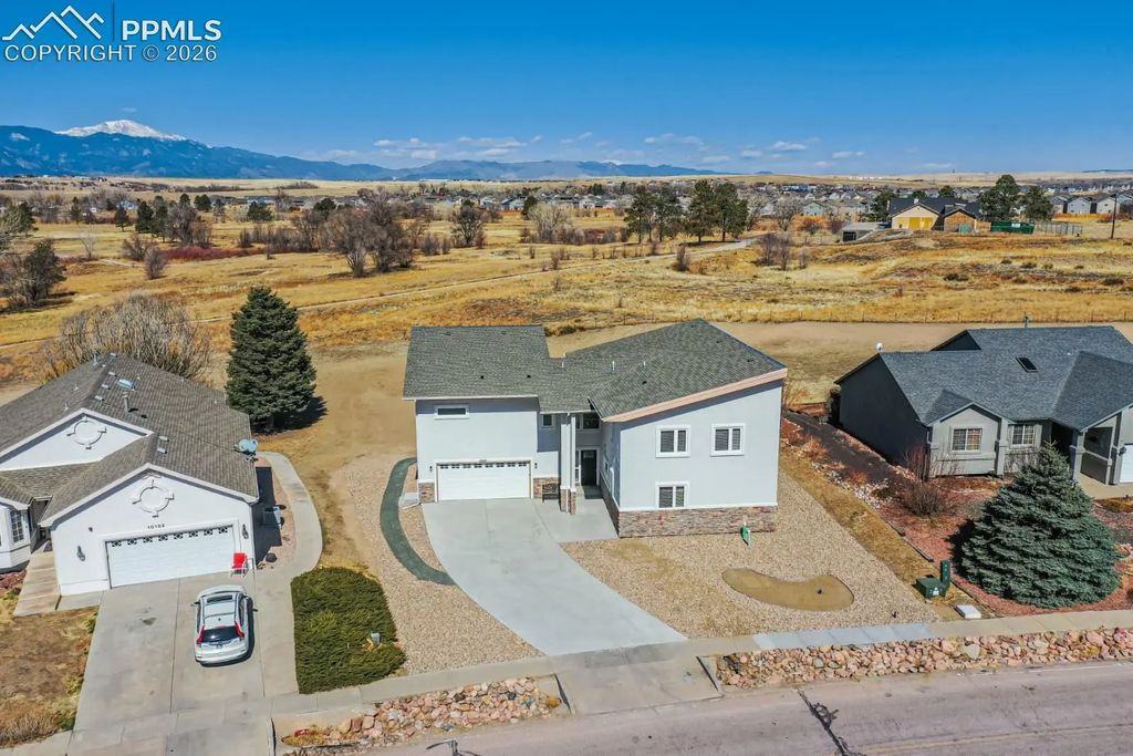 10108 Rolling Ridge Road, Colorado Springs