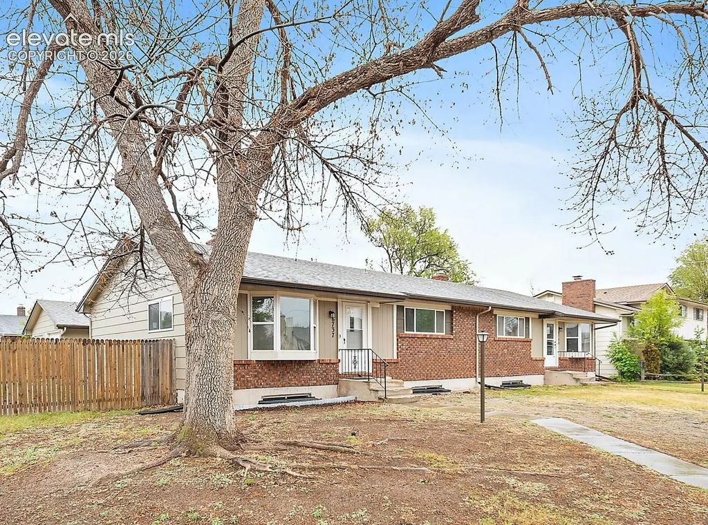 6735 Hampton Drive, Colorado Springs