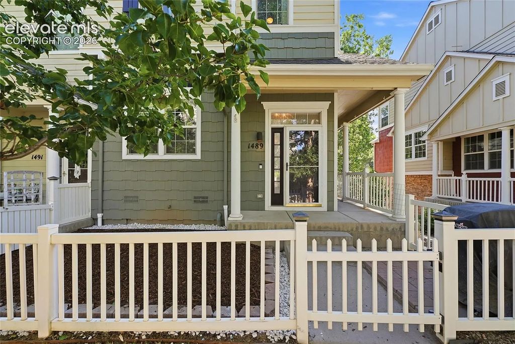 1489 Red Peak Drive, Castle Rock