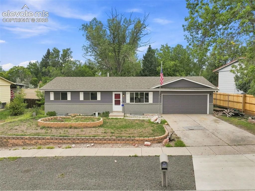 3542 E Nonchalant Circle, Colorado Springs