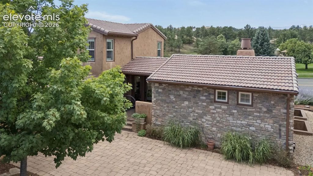 1927 La Bellezza Grove, Colorado Springs