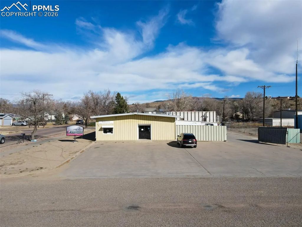 300 Dozier Avenue, Canon City