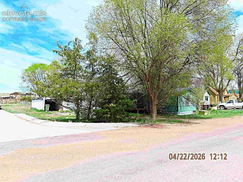 104 Rock Island Avenue, Ramah