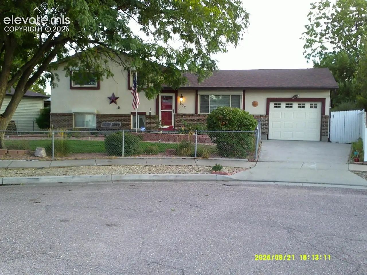 Fountain Real Estate - MLS # 2803665, Residential real estate for Sale in La Mesa Fontana, MLS Listings # 2803665
