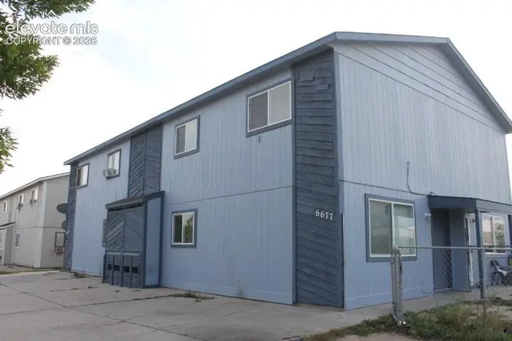 6673-6679 Provincial Drive, Fountain