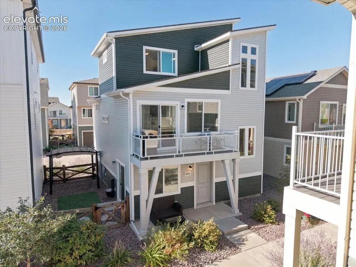 Homes for Sale in Colorado Springs, CO