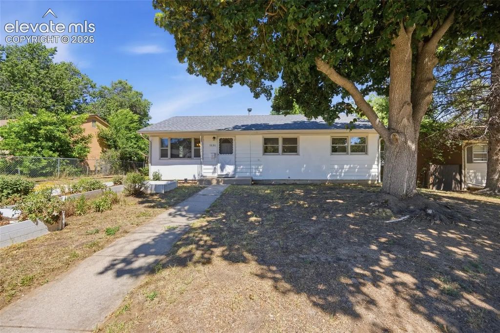 1636 Happiness Drive, Colorado Springs