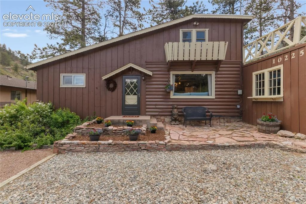10225 Ute Pass Avenue, Green Mountain Falls