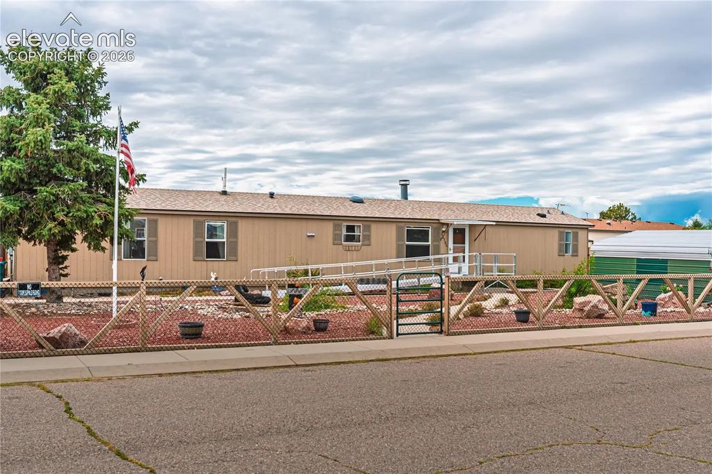 23735 Fleet Street, Colorado Springs